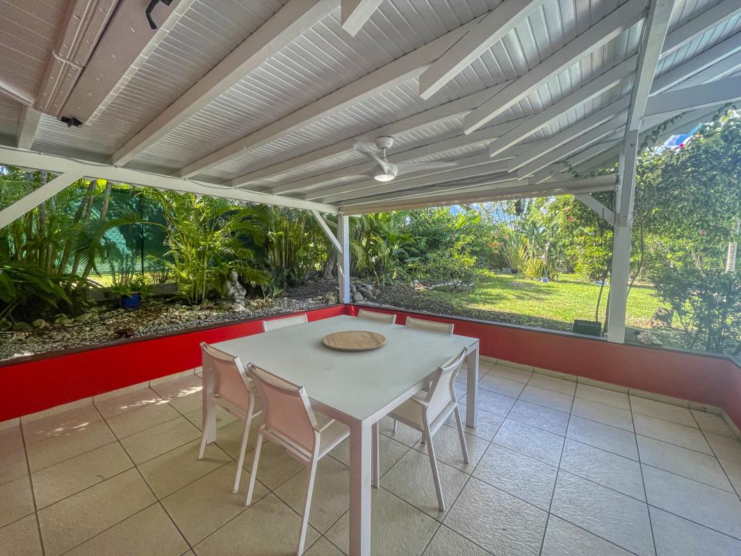 10.Location villa piscine St François Guadeloupe_Terrasse